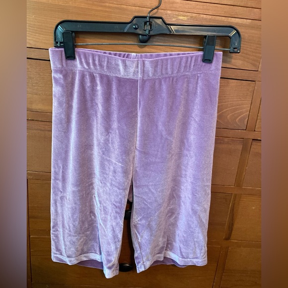 Fabletics high waisted velour bike shorts, bright lilac, size medium. - Picture 3 of 4